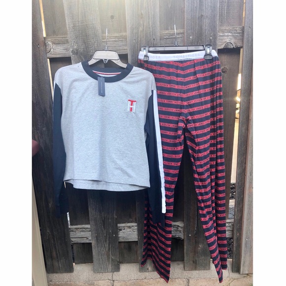 TOMMY HILFIGER Pj set - Picture 2 of 7